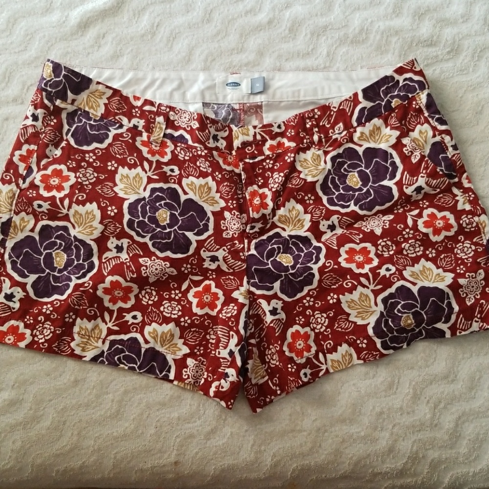 Old Navy flowered shorts